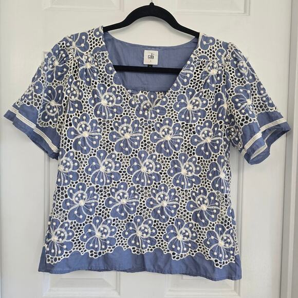 Cabi Embroidered V-Neck Eyelet Lace Top Sz S Blue White Short Sleeve Minimalist - Picture 1 of 8